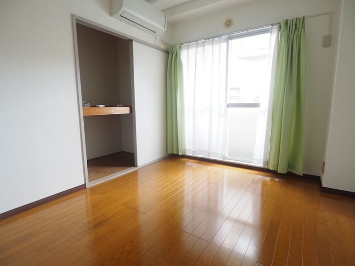 東京都府中市武蔵台1(マンション)の賃貸物件の居間