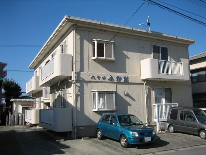 ハイツふかだの外観