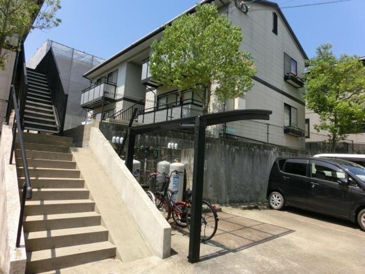 HILLTOP花山手Iの外観
