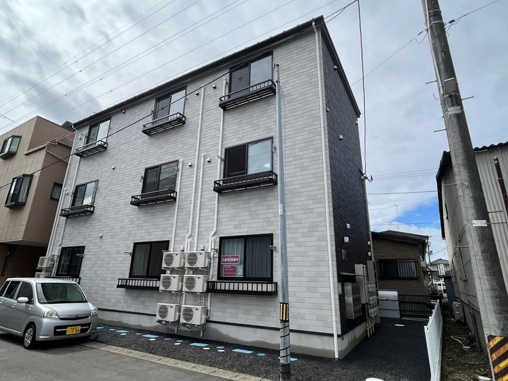 サマルカンド大和町の外観