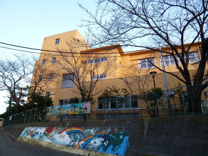 兵庫県宝塚市雲雀丘1(一戸建)の賃貸物件の周辺