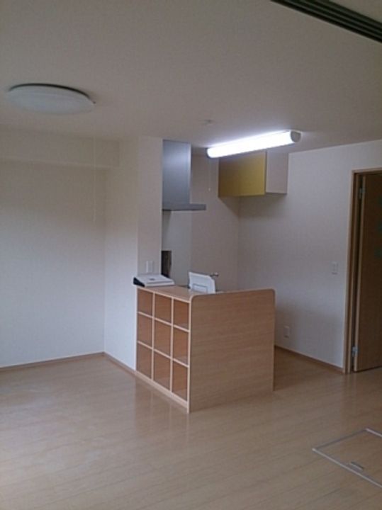 D room松山の居間
