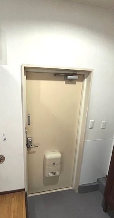 ラピス等々力の玄関