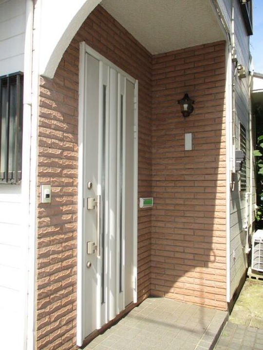 神奈川県横須賀市南浦賀(一戸建)の賃貸物件の玄関