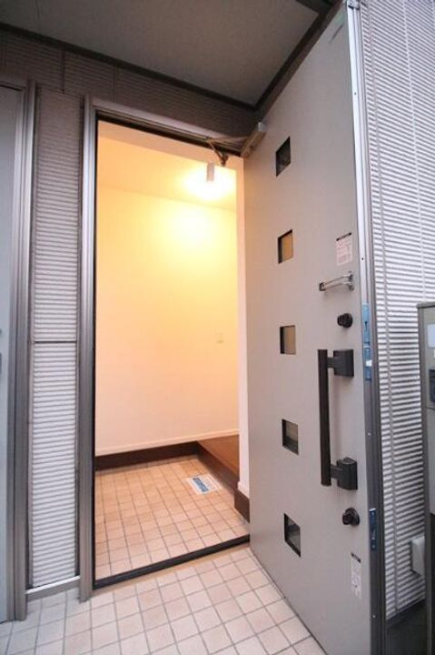 コーラルの玄関