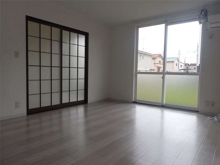 ブライト21の居間