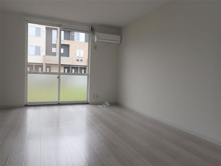 ブライト21の居間