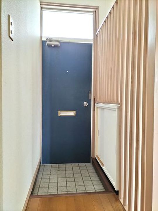 マンションあらかわの玄関
