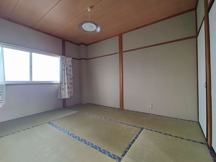 マンションあらかわの居間
