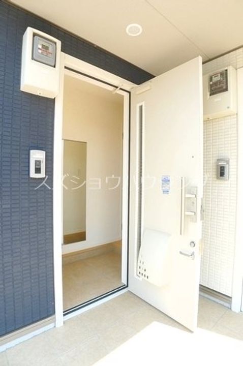 ラヴィエールIIの玄関