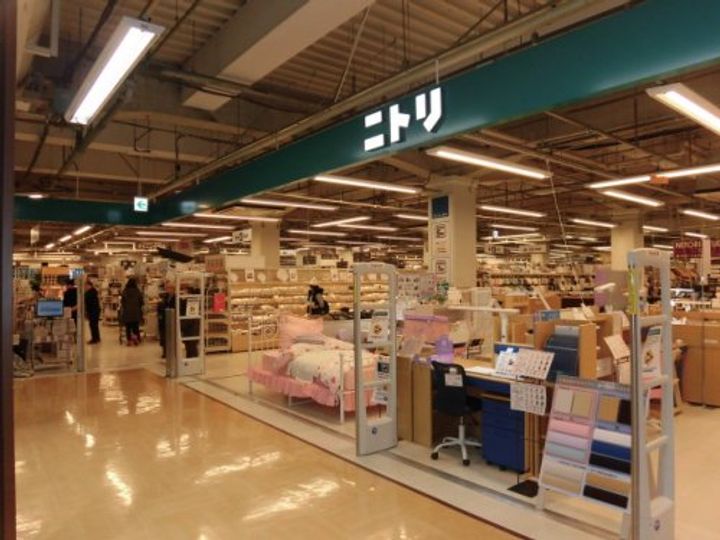 サニーガーデンの周辺