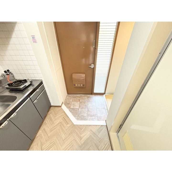 江戸橋マンションAの玄関