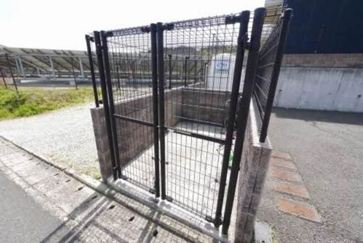 アベニール A棟の地図