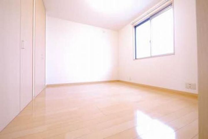 アベニール A棟の居間