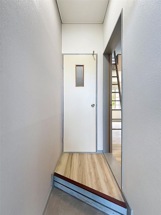 山形県山形市江南2(アパート)の賃貸物件の玄関