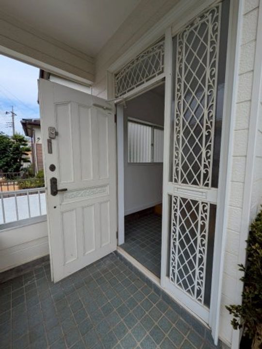 千葉県印西市小林(一戸建)の賃貸物件の玄関