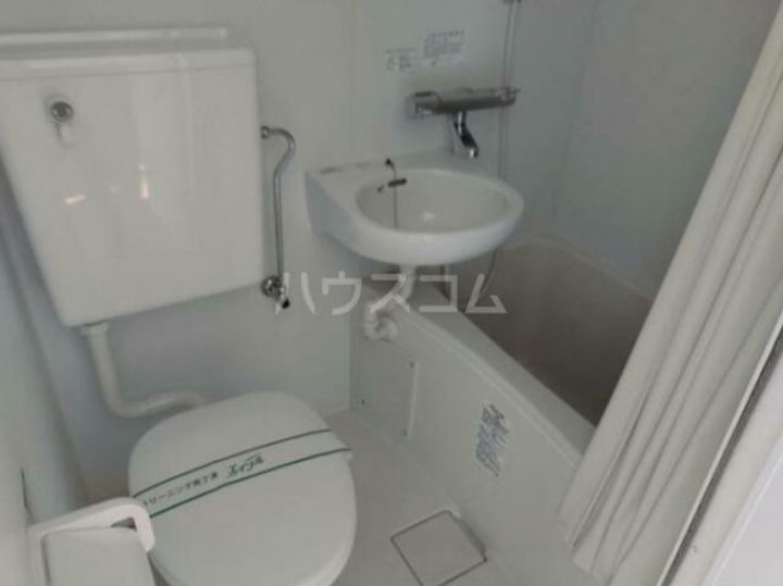 泉ハイツの内装