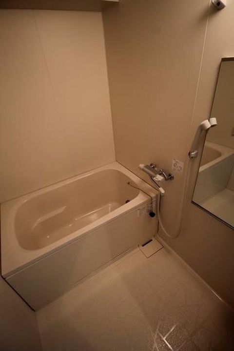 埼玉県草加市栄町3(マンション)の賃貸物件の風呂