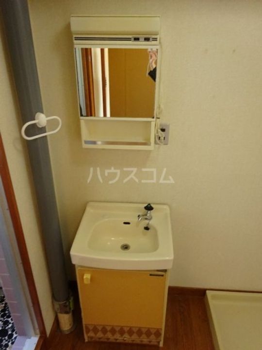 リバーサイドいりのの内装