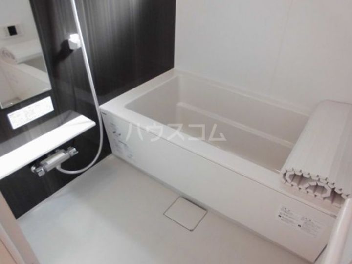 パークドオートム Aの風呂