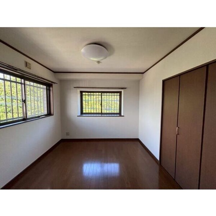 ユーミーマンションオリーブ通りB館の居間