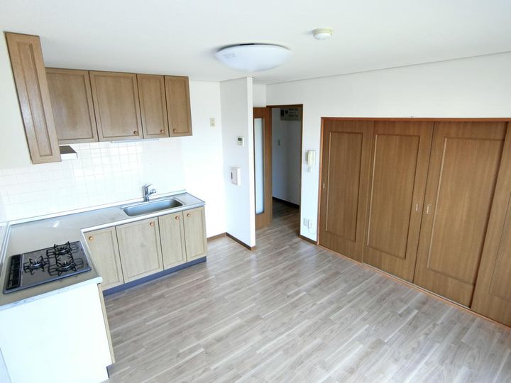 タウンコート駅南 307号の居間