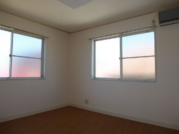 レイトンハウスの居間