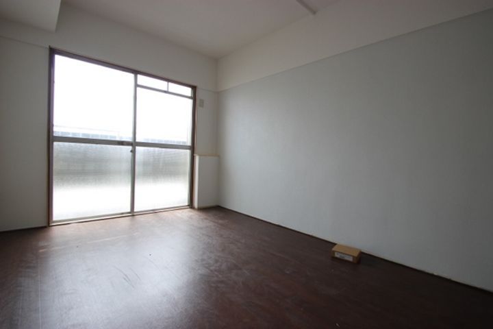 Bello中広の居間