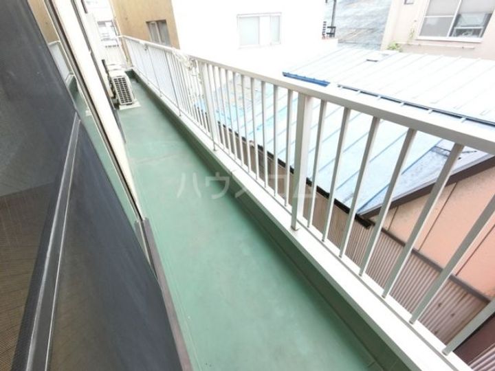 松村ビルの内装