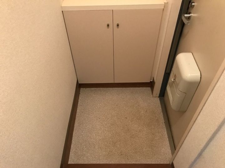 フィールドAの玄関