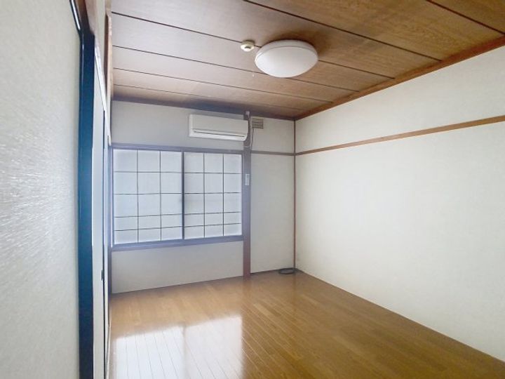 渡辺ハイツの居間