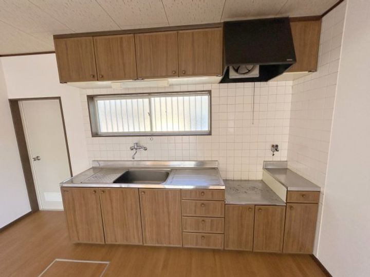 奈良県生駒郡三郷町立野南3(一戸建)の賃貸物件のキッチン