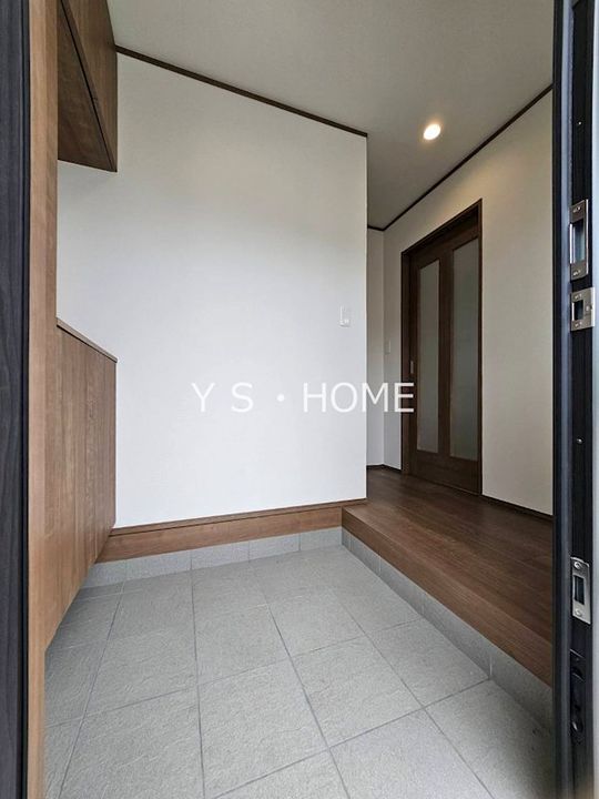 東京都国立市泉3(一戸建)の賃貸物件の玄関