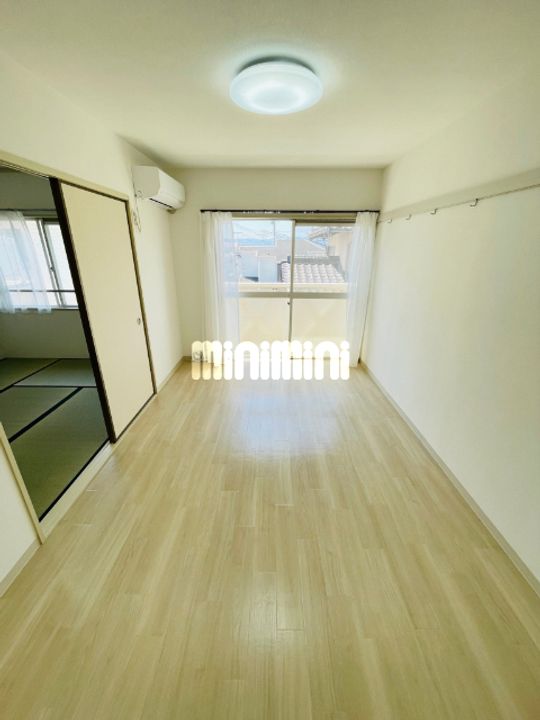 タウンアベニュー小泉Aの内装