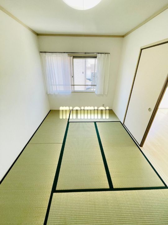 タウンアベニュー小泉Aの内装