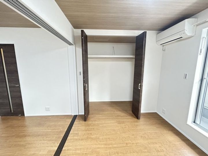 Clear柏原の内装