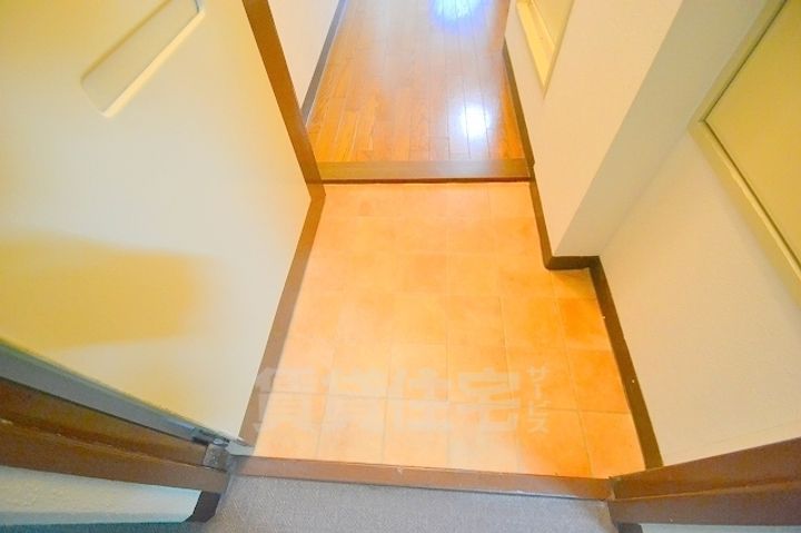 オリエント新大阪アーバンライフの玄関