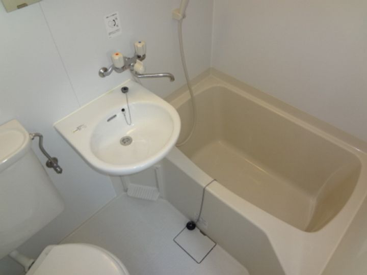 滋賀県米原市西山(アパート)の賃貸物件の風呂