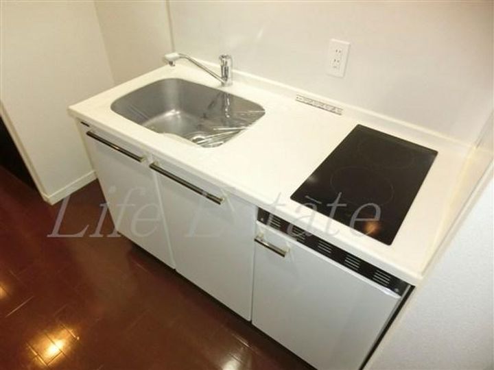 アスヴェルタワー大阪城WESTのキッチン