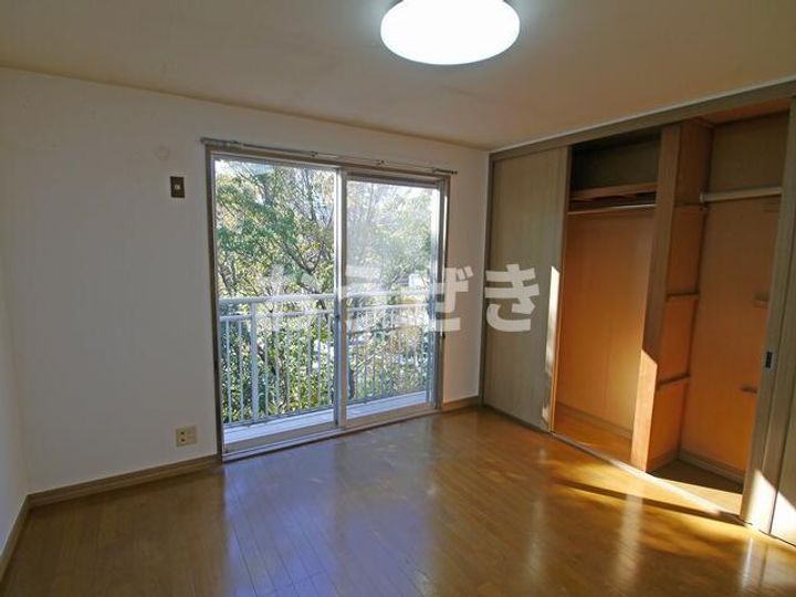 神奈川県横浜市保土ヶ谷区狩場町(一戸建)の賃貸物件の居間