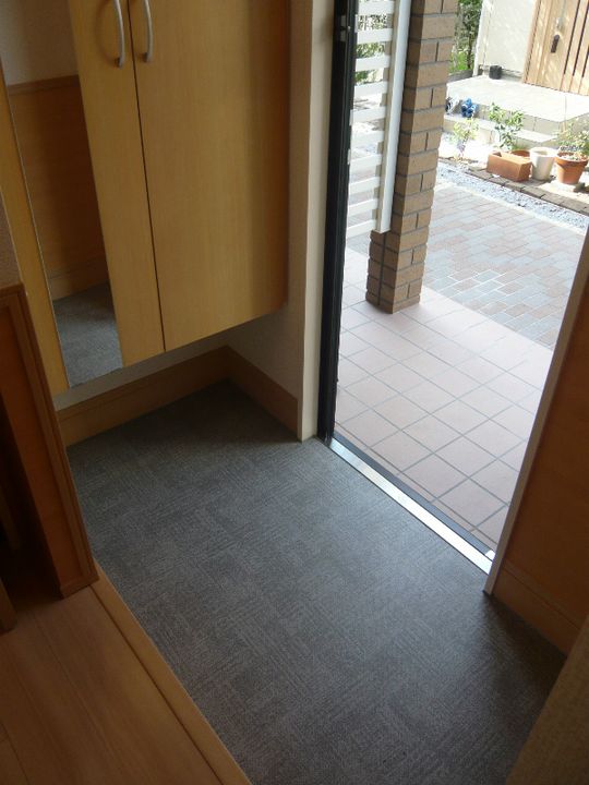 イマーブル・シュシュの玄関