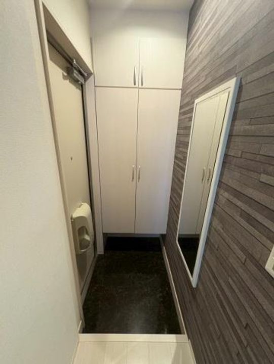 広島県広島市佐伯区旭園(アパート)の賃貸物件の玄関