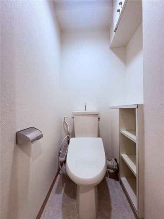 コート新屋敷の内装