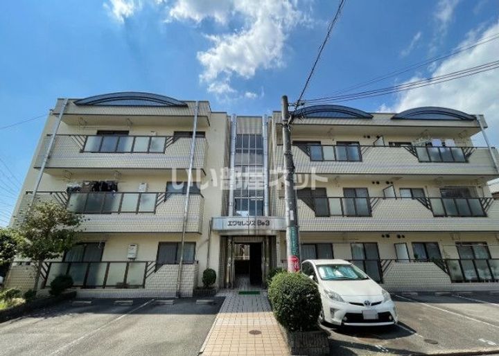 大阪府高槻市大蔵司3(マンション)の賃貸物件の外観