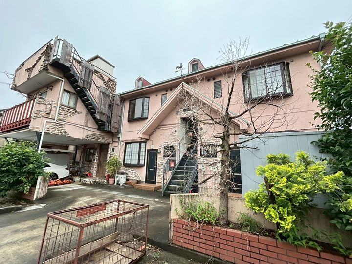 ハイツ花梨の外観