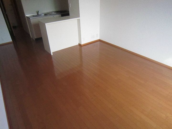 湘南コスモスの居間