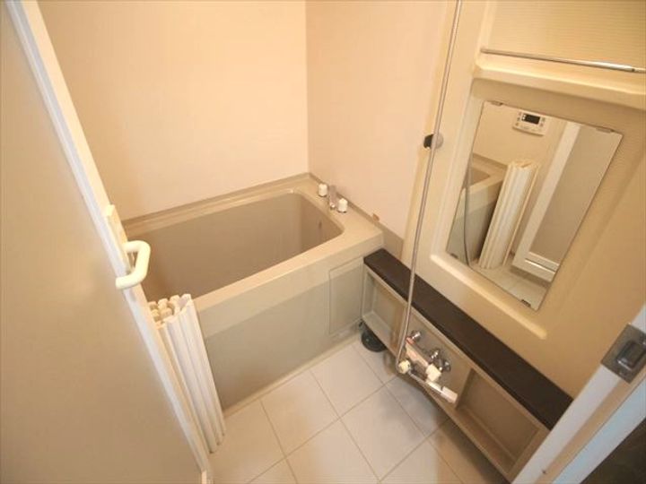 ファミール西条朝日町の風呂