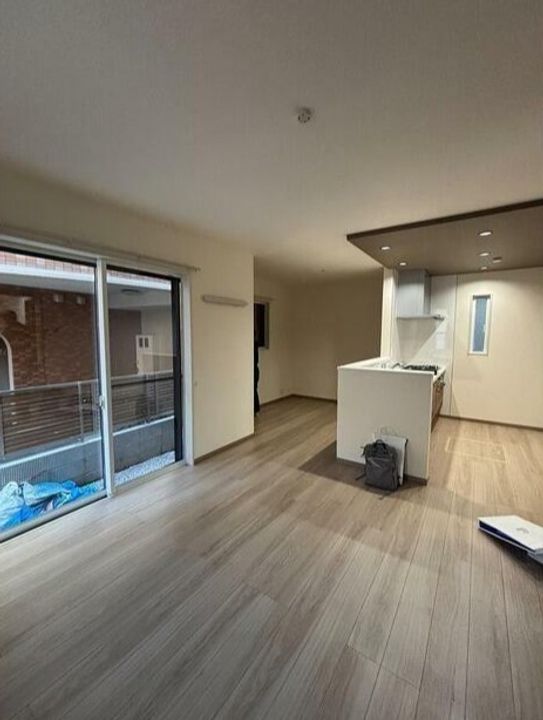 東京都世田谷区上北沢1(一戸建)の賃貸物件の居間