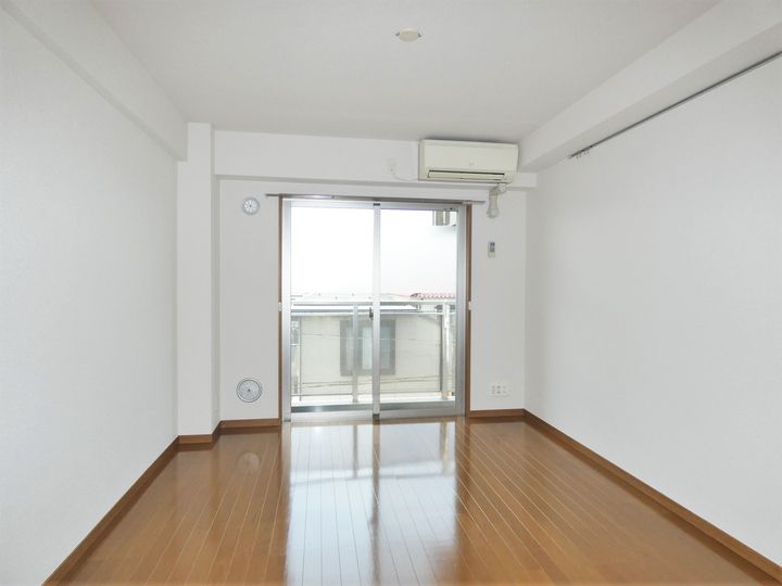 ペジブル吉祥寺の居間