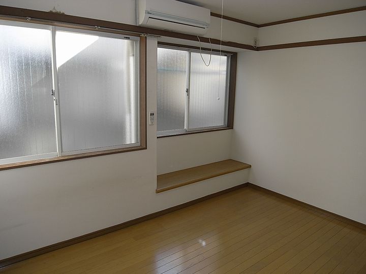 アーバンハウスさつきの居間